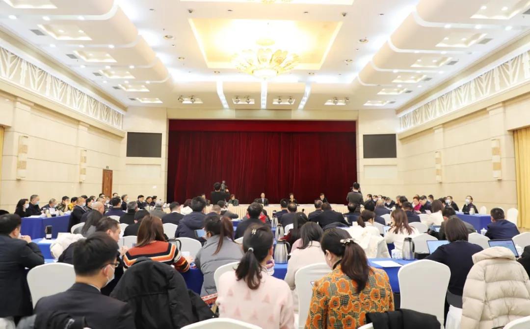 毛偉明省長出席全省民營企業(yè)家座談會，湘江電纜董事長侯少斌應(yīng)邀參加