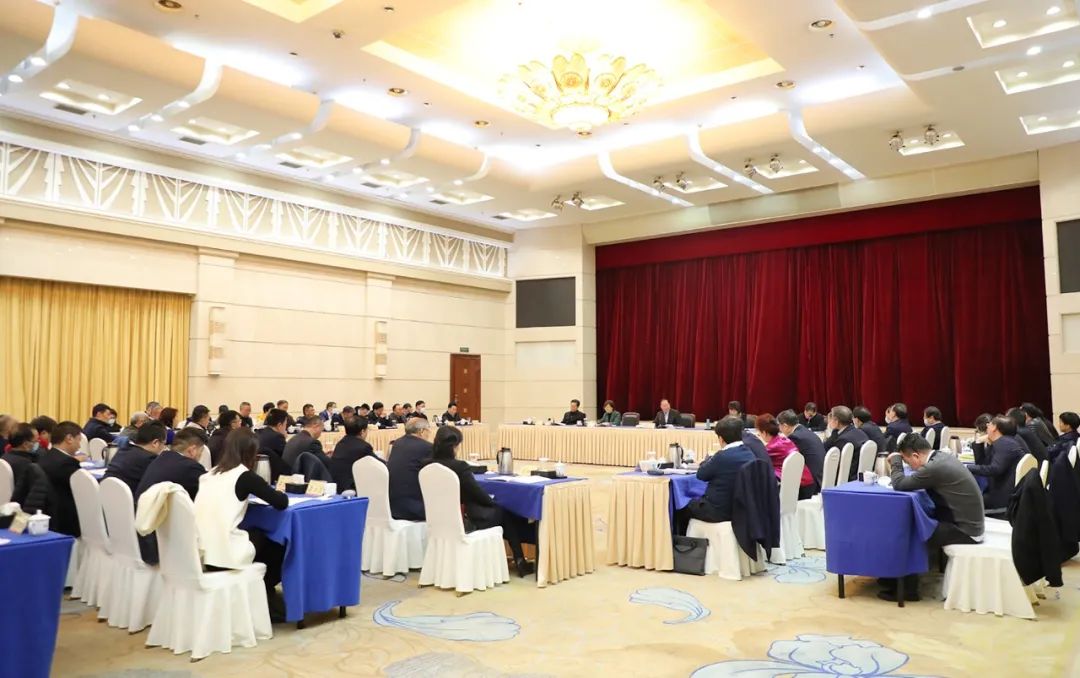 毛偉明省長出席全省民營企業(yè)家座談會，湘江電纜董事長侯少斌應(yīng)邀參加