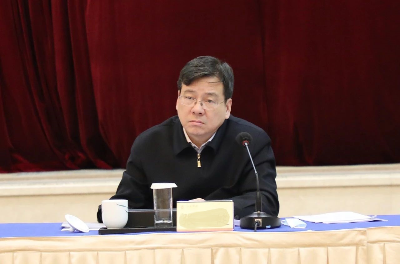 毛偉明省長出席全省民營企業(yè)家座談會，湘江電纜董事長侯少斌應(yīng)邀參加