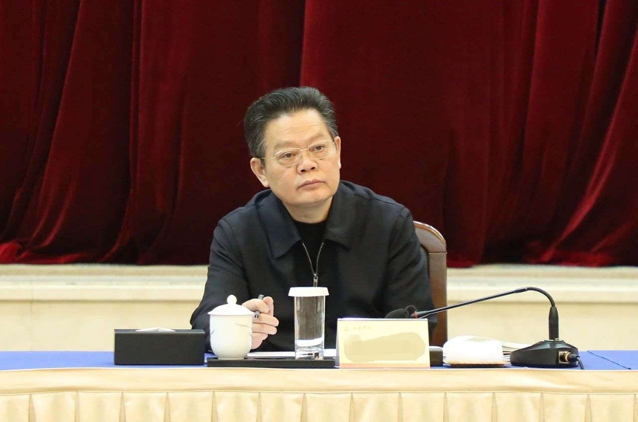 毛偉明省長出席全省民營企業(yè)家座談會，湘江電纜董事長侯少斌應(yīng)邀參加