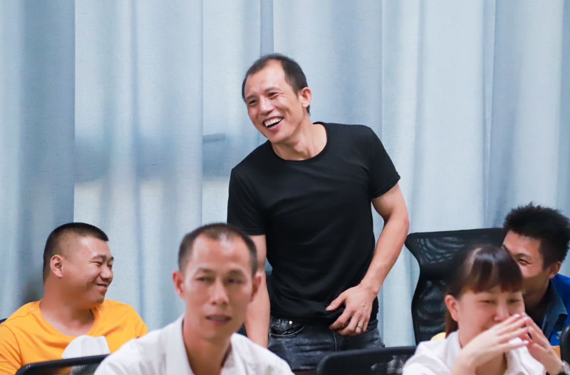 情滿中秋，共話未來(lái)。湘江電纜工會(huì)舉行中秋茶話會(huì)