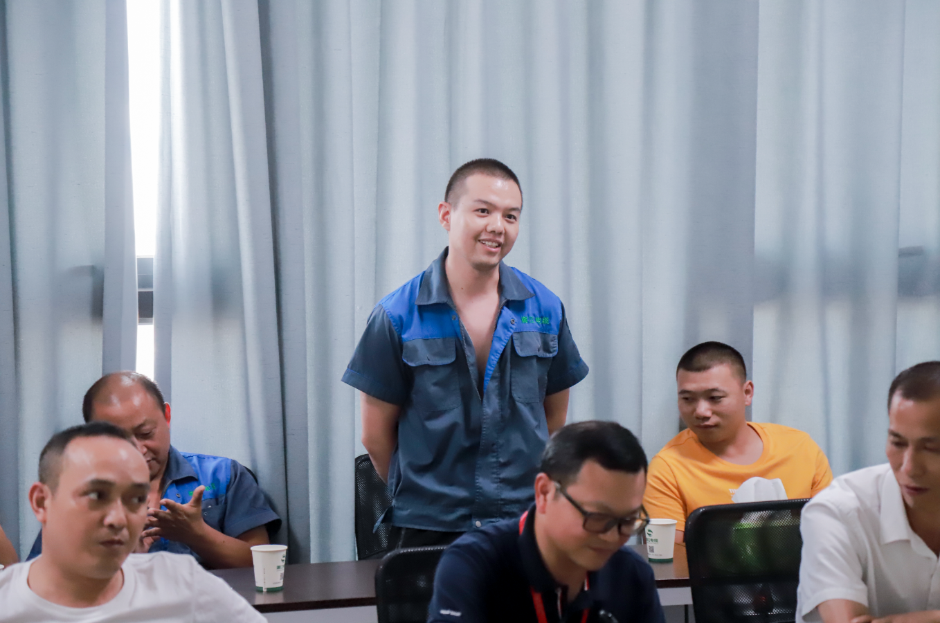 情滿中秋，共話未來(lái)。湘江電纜工會(huì)舉行中秋茶話會(huì)