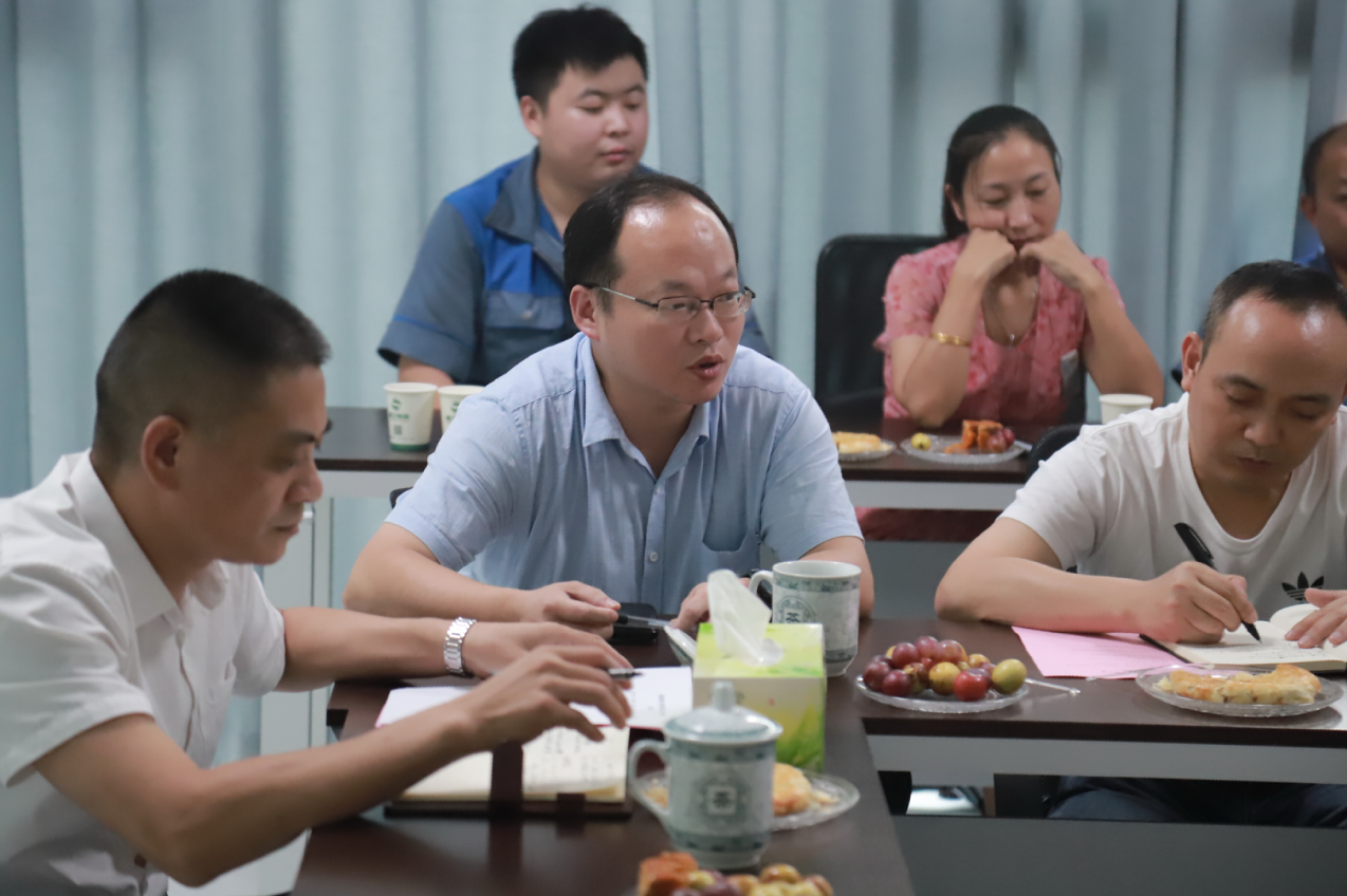 情滿中秋，共話未來(lái)。湘江電纜工會(huì)舉行中秋茶話會(huì)